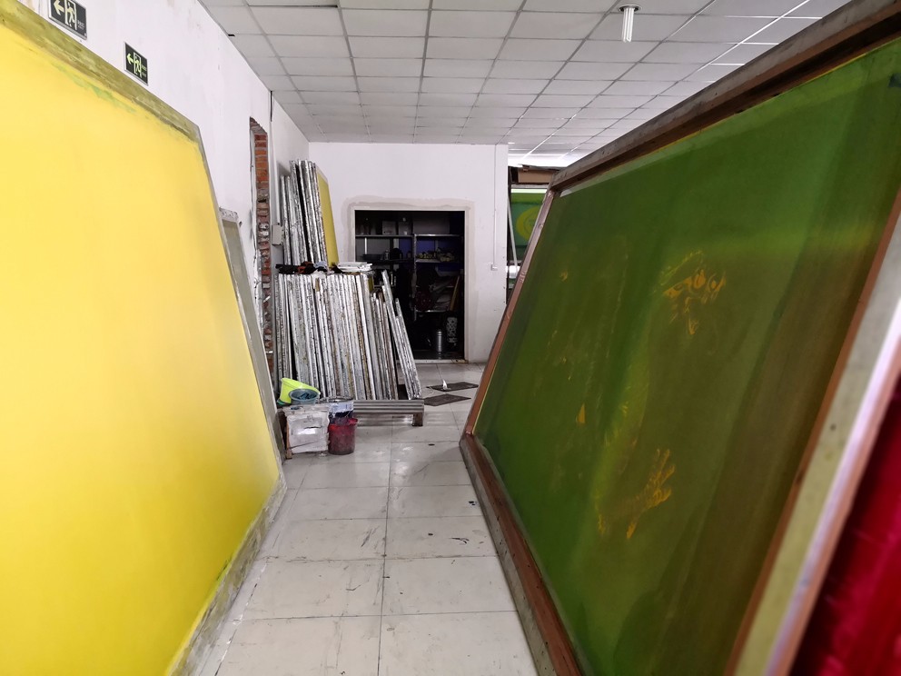 大型絲印網(wǎng)版制作2 大型絲印網(wǎng)版制作2