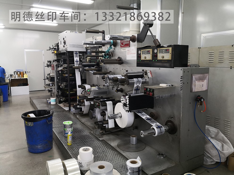 新車(chē)間5.jpg 新車(chē)間5.jpg